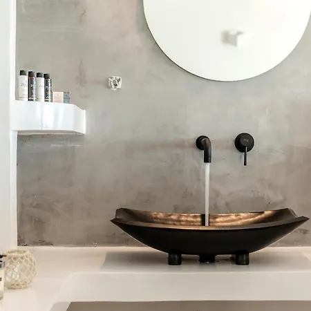 La Estrella Luxury Vourvoulos