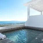 La Estrella Luxury Vourvoulos