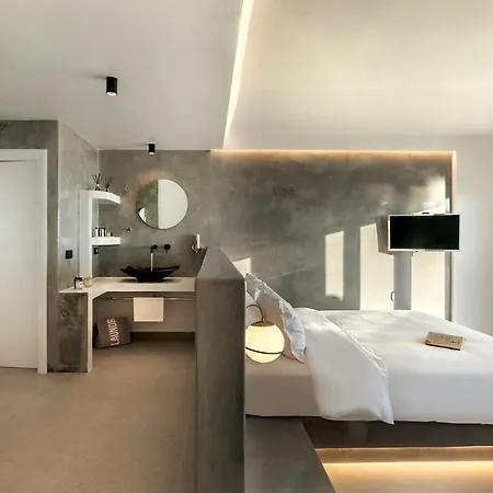 La Estrella 4 With Sea View & 4 Prive Hot Tub Villa *