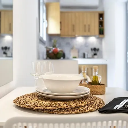 La Estrella 4 With Sea View & 4 Prive Hot Tub Vourvoulos