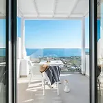 La Estrella Luxury Villa *