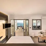 La Estrella Luxury Vourvoulos